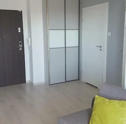 شقة Grey & White Pogodne