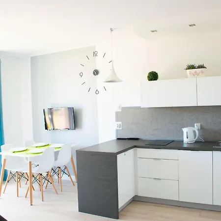 アパート Grey & White Pogodne *