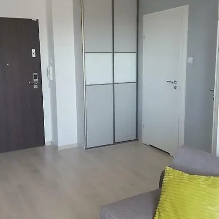 アパート Grey & White Pogodne